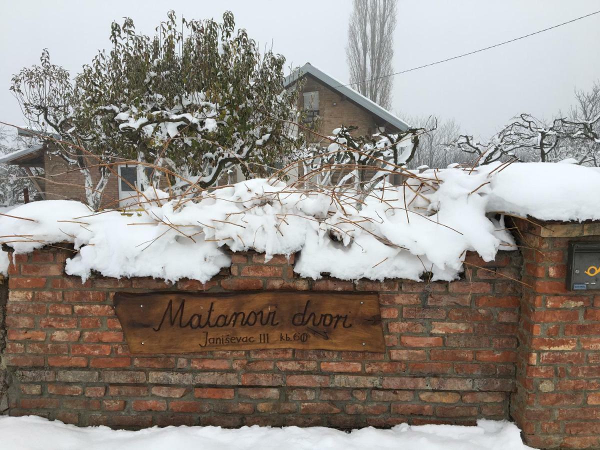 Matanovi Dvori Villa Slavonski Brod Exterior photo